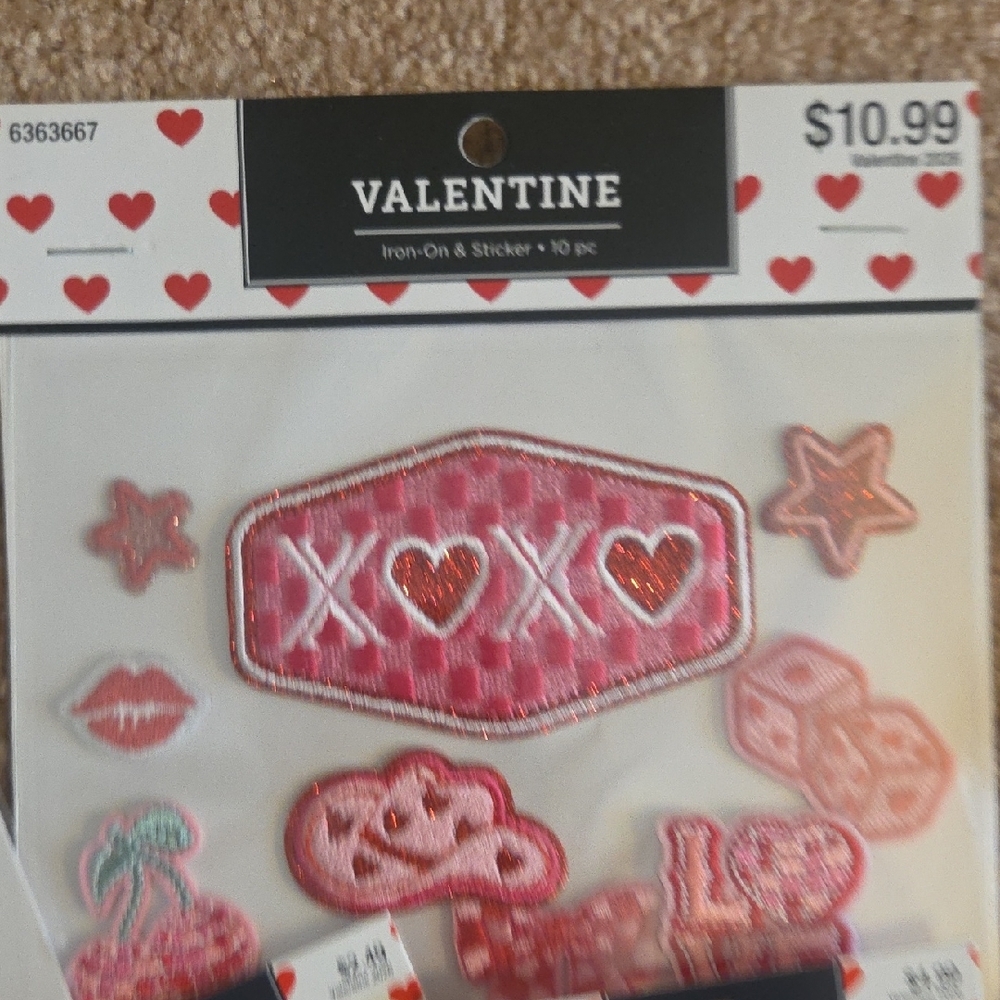Valentine's Accessory Set - Picture 4 of 8